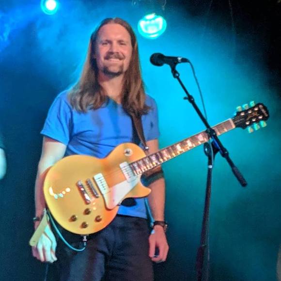 Meet your Posher, Daniel - Picture 1 of 1